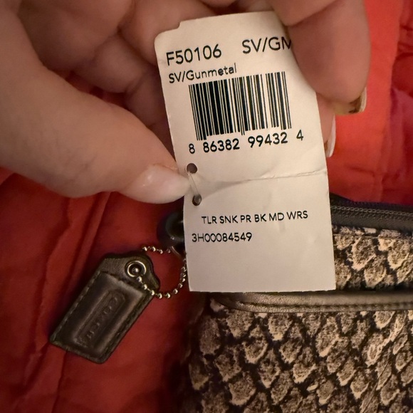 Coach Snake Print Med Wristlet Gunmetal/Silver F50106 NWT - Picture 5 of 5